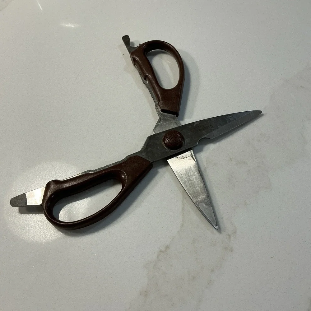 Chicago Cutlery Kitchen Shears/Scissors - Utility Tools Brown Plastic Handle